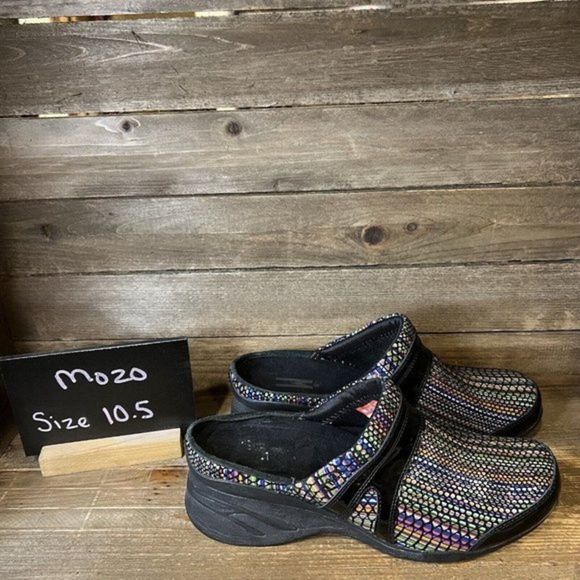 Womens Mozo Zoe Colorful Slip On Comfort Shoes Mules Clogs‎ Size 10.5 M GUC - Picture 1 of 6